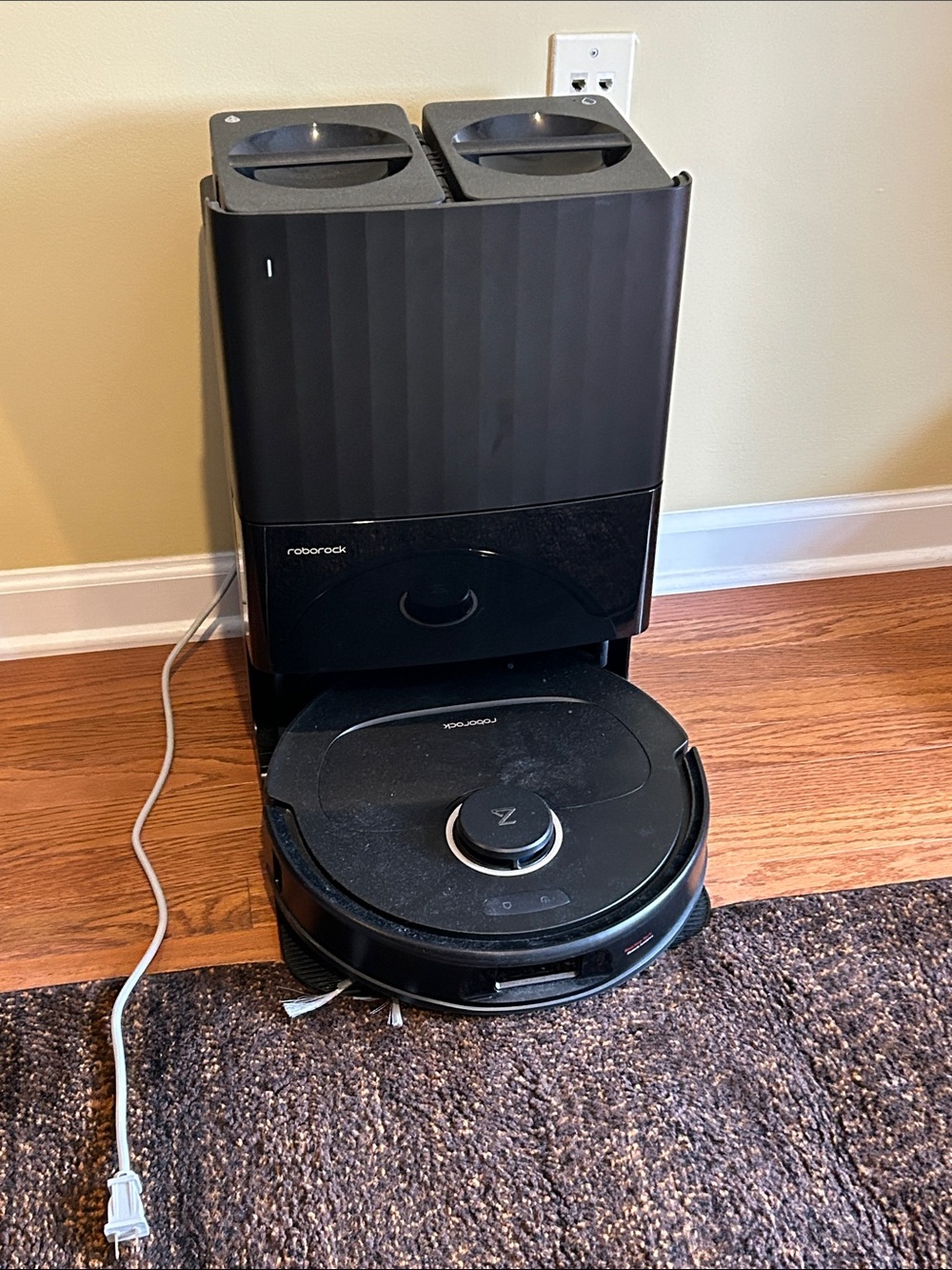 roborock Qrevo S5V Robot Vacuum and Mop, FlexiArm Edge Mopping 12,000Pa